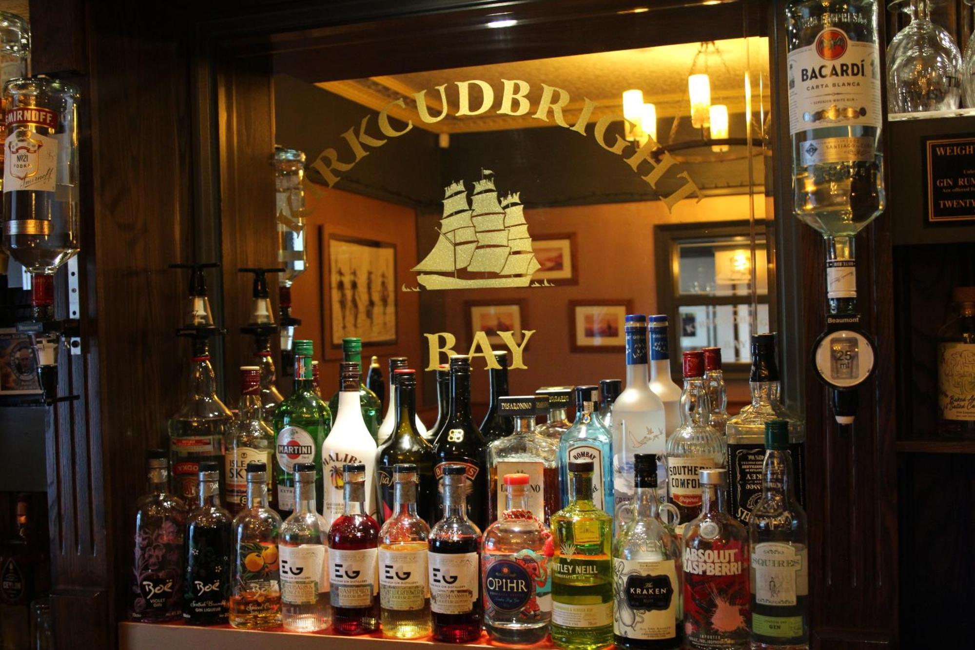 The Kirkcudbright Bay Hotel Bagian luar foto