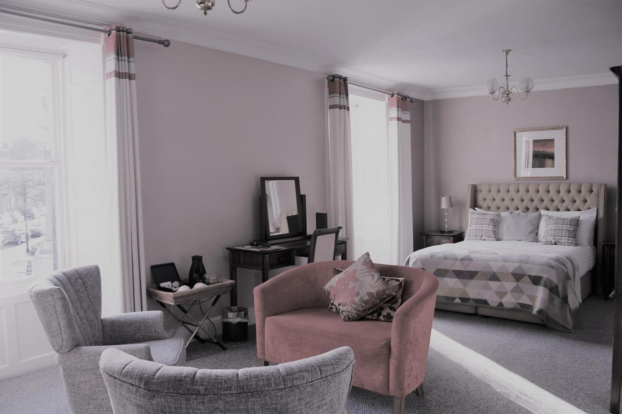 The Kirkcudbright Bay Hotel Bagian luar foto